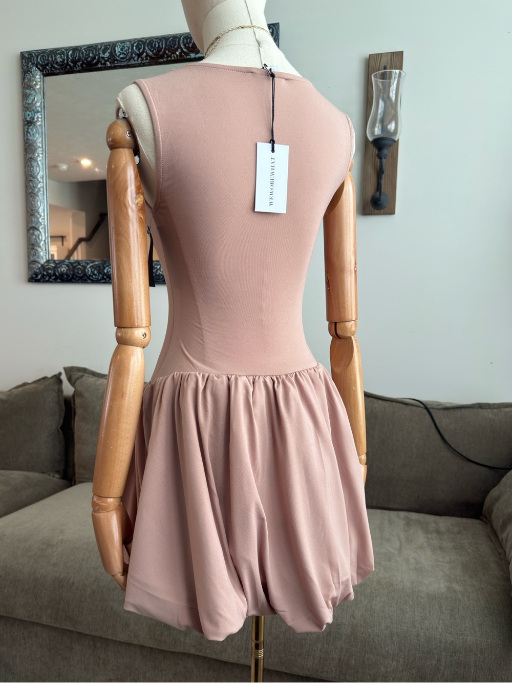 WeWoreWhat Deep V Waist Bubble Mini Dress in Blush/Pink | Size S - Picture 6 of 14